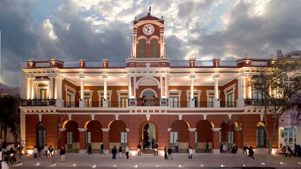 Edificio antiguo de la provincia de santiago del estero